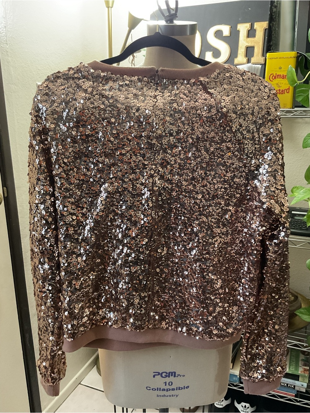 ๐๐๐ Women's Rose Gold Sequin Pullover Sweatshirt - Picture 4 of 5